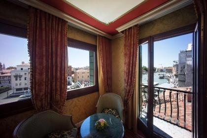 NH Venezia Santa Lucia - image 19