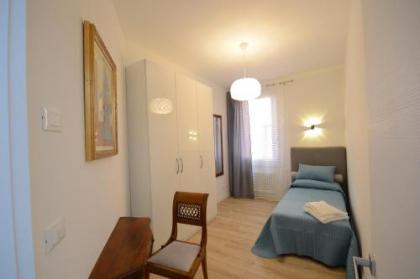 Rialto Bridge Luxury apartment - image 13