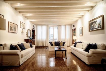Accademia Terrazza - image 21