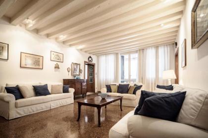 Accademia Terrazza - image 22