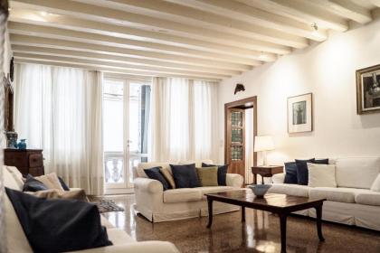 Accademia Terrazza - image 27