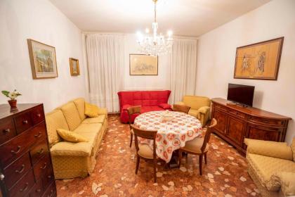Kyra's House - image 1
