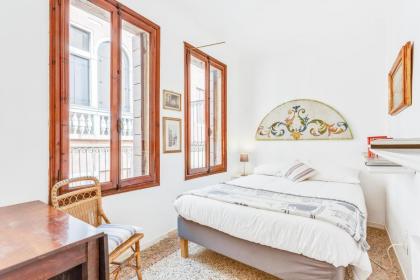 Ca Lu Vintage Flat con Vista su San Marco! - image 12