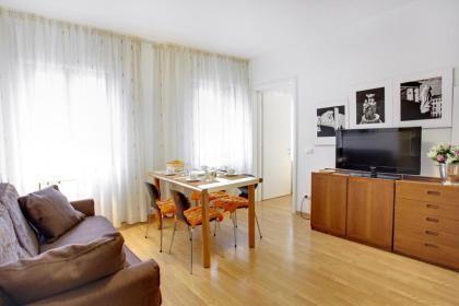 Bricola Biennale Apartments - image 21