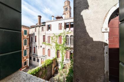 Casanova Fenice - Canal View - image 22