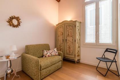 Gallery House - image 29