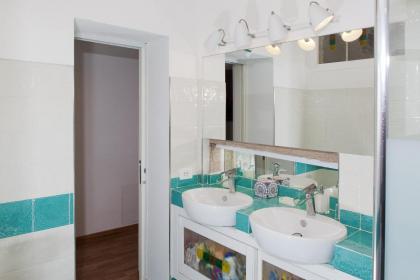 Appartamento Piera Rossa at yourhomefromhomeinvenice - image 22