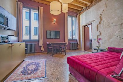 Corte Rubbi 7 Deluxe Apartment - image 21
