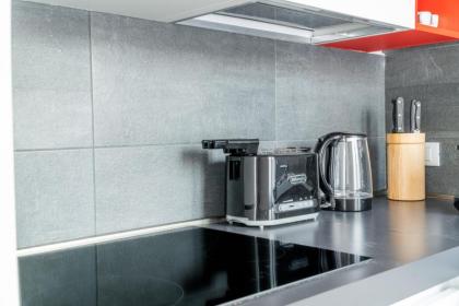 Biennale Palace R&R - image 30