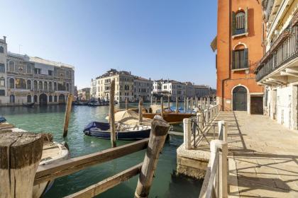Ca Maurice - San Marco Canal view - image 30