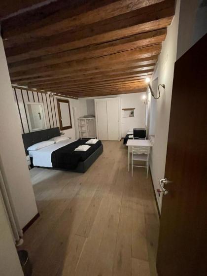 Dimora Blu Suite - image 24