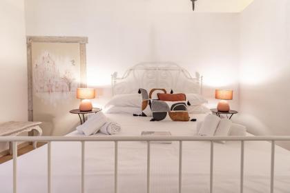 Italian Experience-San Zaccaria Boutique Apartment - image 26