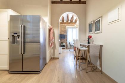 Italian Experience-Venice Boutique Apartment - image 28