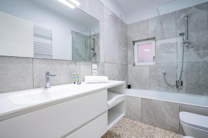 Ca' San Beneto Completely Refurbished in a fabulously central area - image 26