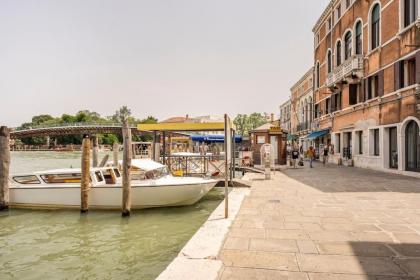 Venice Luxury Suites - image 28