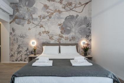 Palace Canal View by Wonderful Italy - image 22