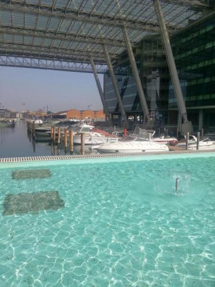 Loft on the Lagoon - image 22
