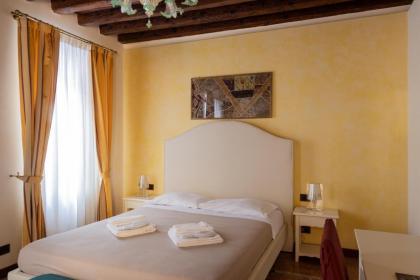 Ve-nice Suite San Marco C4439 - image 23