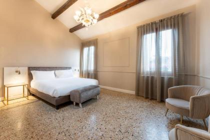 San Vio Palace Luxury Apartments - image 26