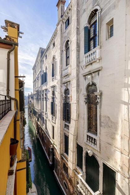 Palazzo Dei Fiori by Room Mate - image 26
