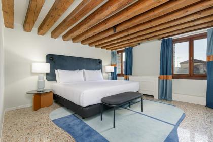 Palazzo Dei Fiori by Room Mate - image 30