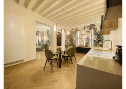 Sweet Time Venice Luxury San Marco Frezzaria apt! - image 25